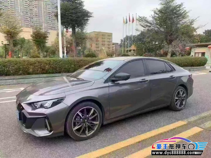 25年传祺影豹轿车抵押车出售