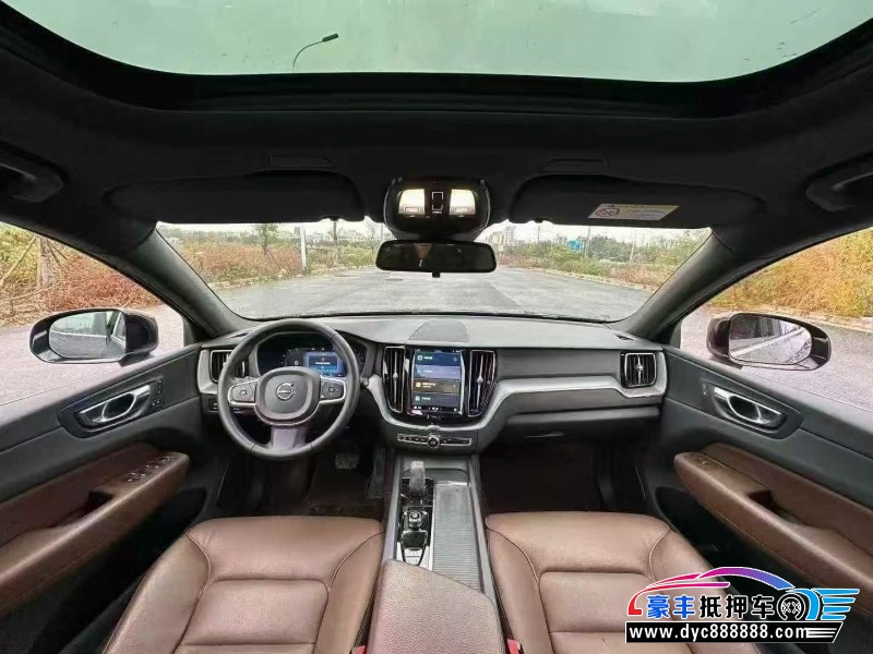 22年沃尔沃XC60轿车抵押车出售