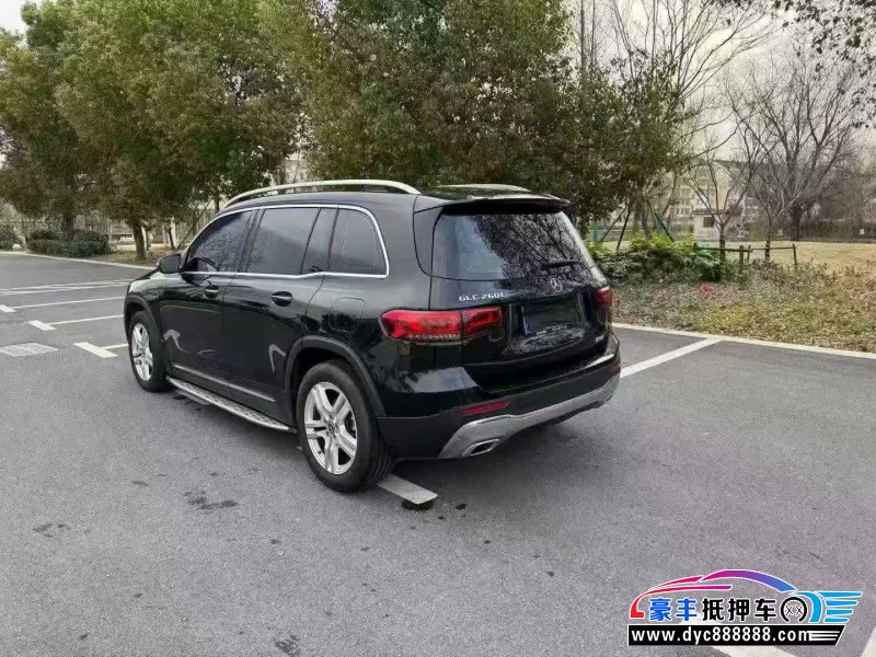 23年奔驰GLB轿车抵押车出售