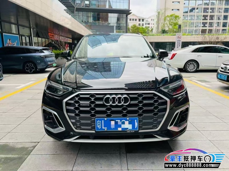 抵押车出售24年奥迪Q5轿车