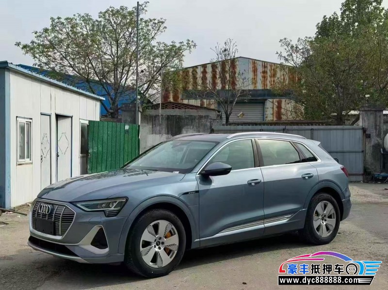 26年奥迪Q5SUV抵押车出售
