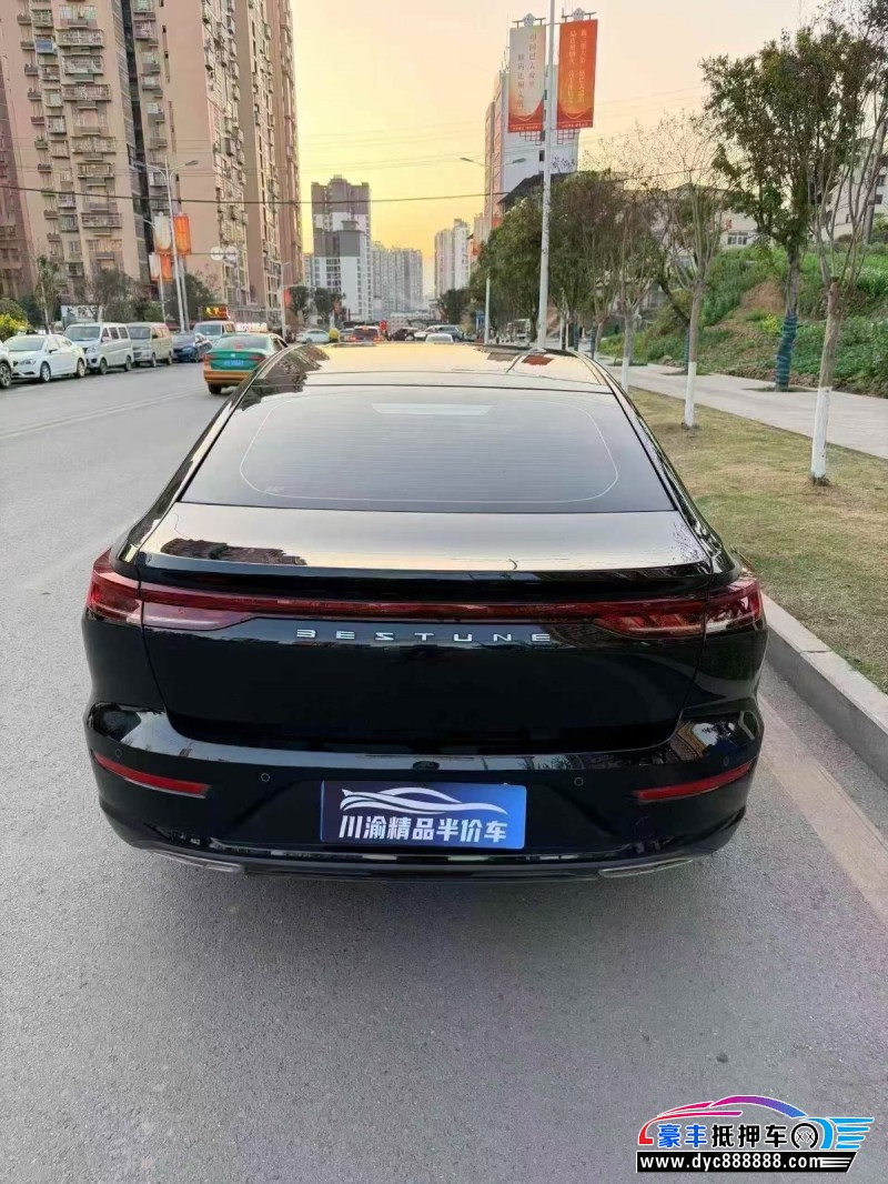 24年奔腾B70轿车抵押车出售