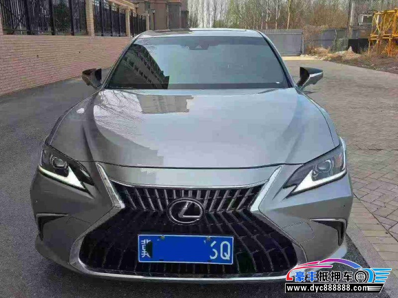 抵押车出售24年雷克萨斯ES轿车