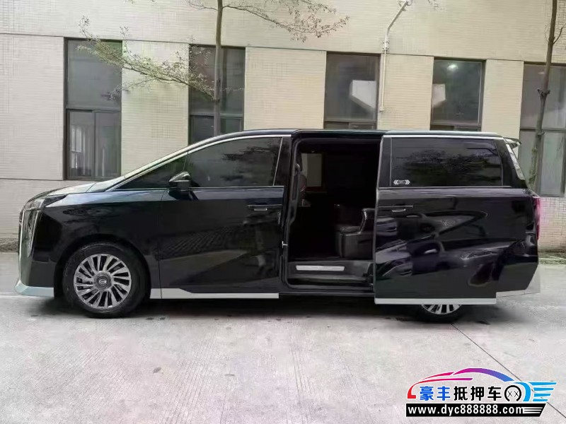23年传祺M8轿车抵押车出售