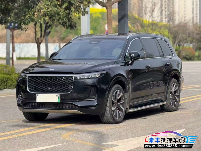 22年理想ONE轿车抵押车出售
