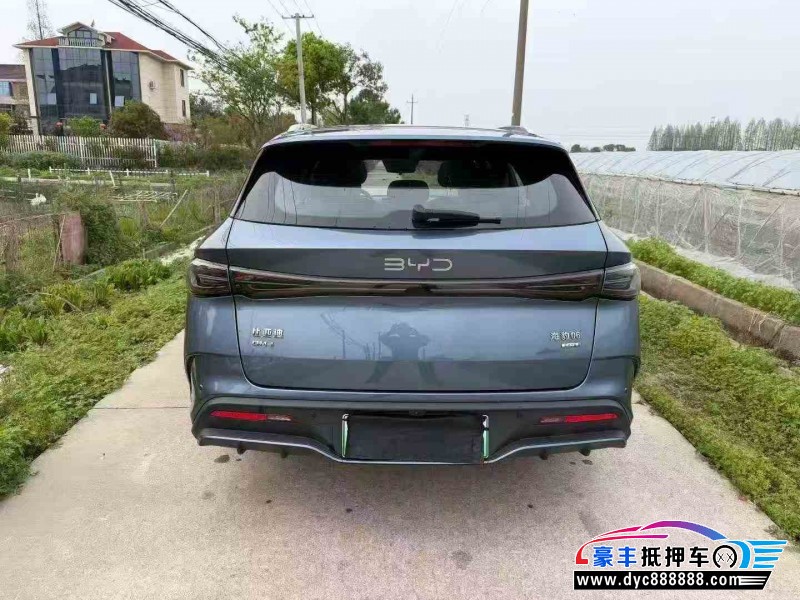 25年比亚迪海豹轿车抵押车出售