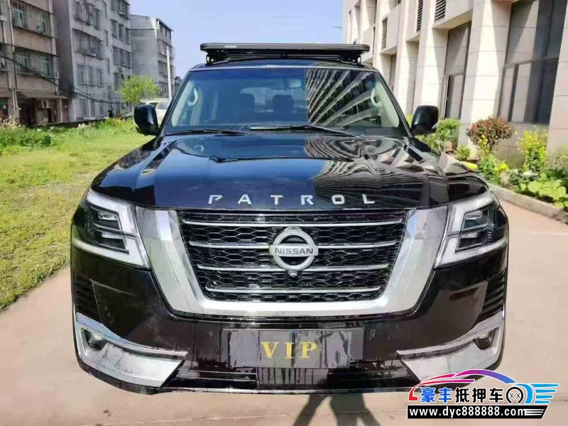 抵押车出售17年日产途乐SUV