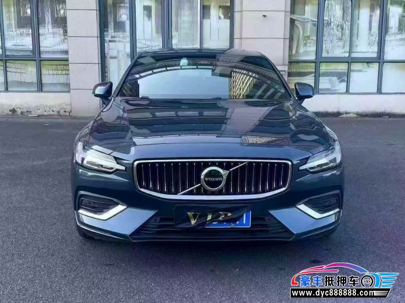 抵押车出售24年沃尔沃S60轿车