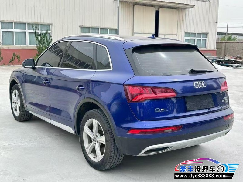 19年奥迪Q5轿车抵押车出售