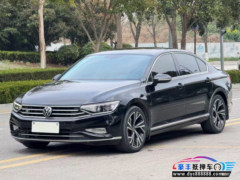 22年大众迈腾轿车抵押车出售