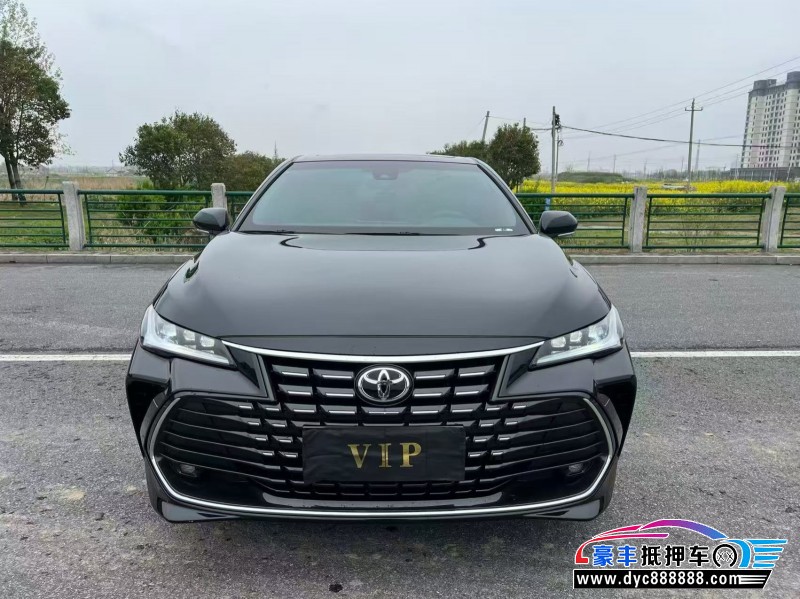 抵押车出售24年丰田亚洲龙轿车
