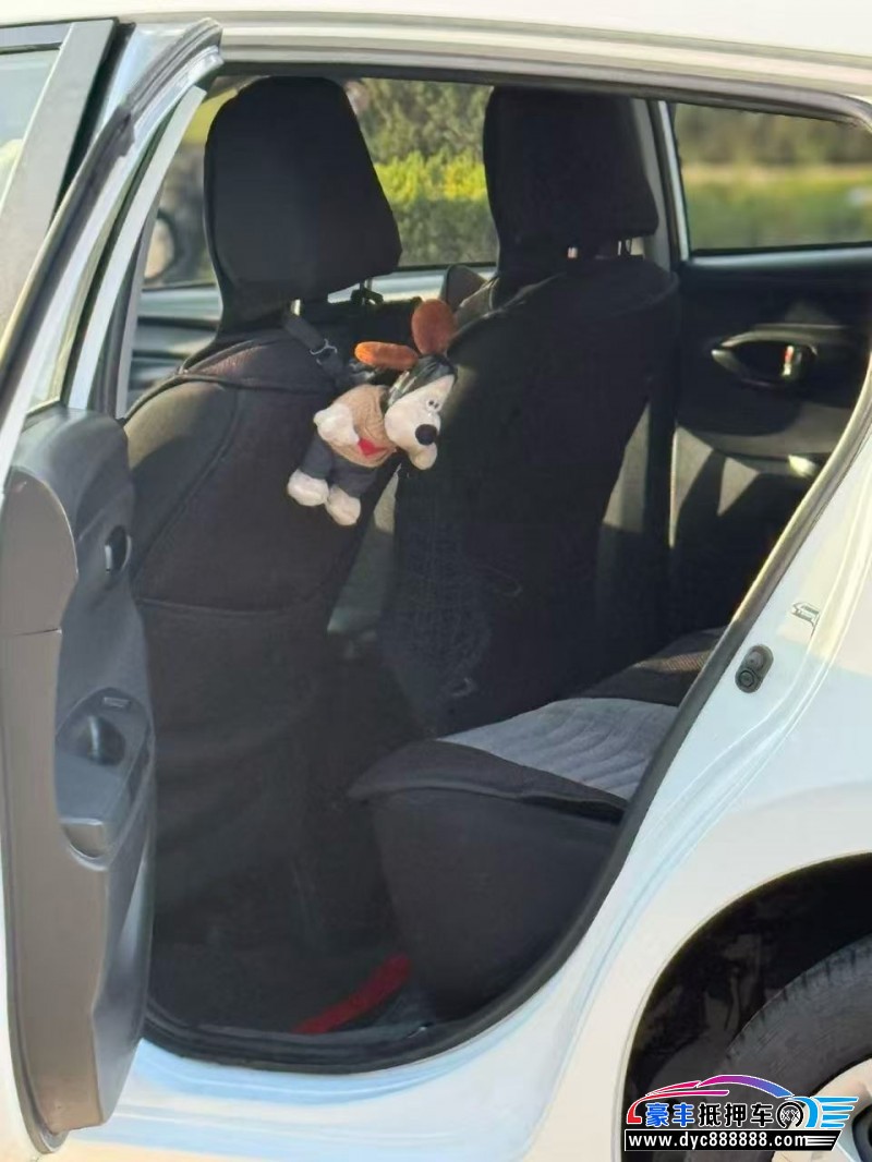 19年丰田YARiS L 致炫轿车抵押车出售