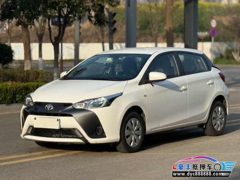 19年丰田YARiS L 致炫轿车抵押车出售