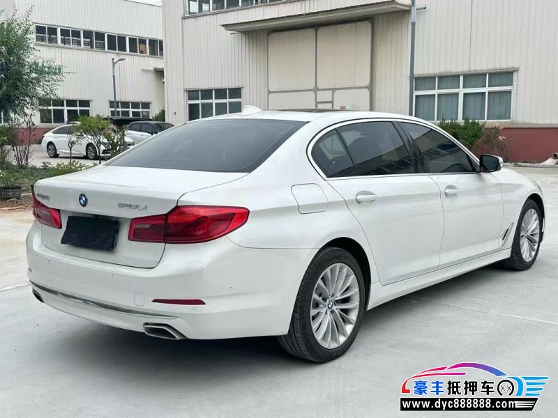 20年宝马5系轿车抵押车出售