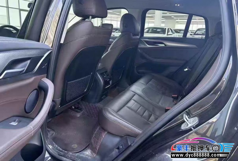21年宝马X4轿车抵押车出售