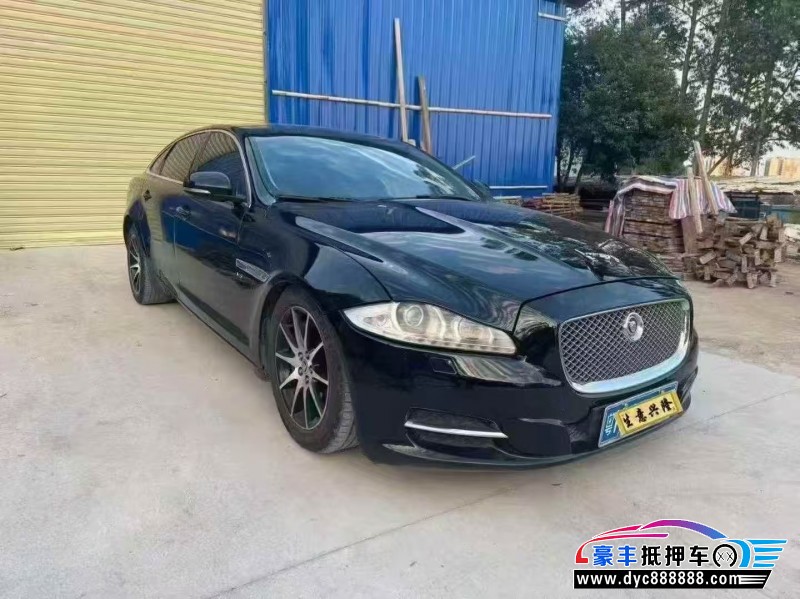 13年捷豹XJL轿车抵押车出售