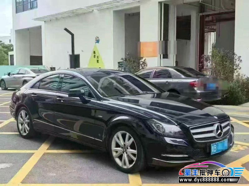 13年奔驰CLS轿车抵押车出售