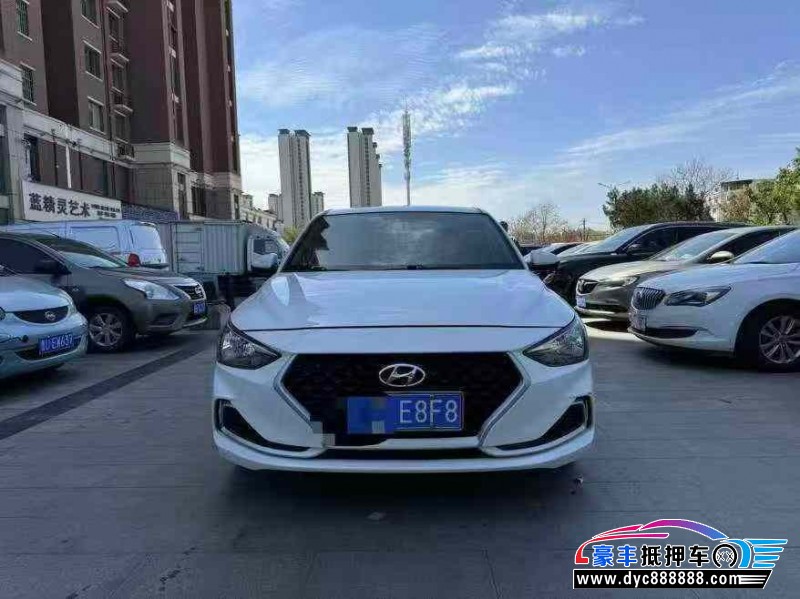 抵押车出售21年现代悦动轿车