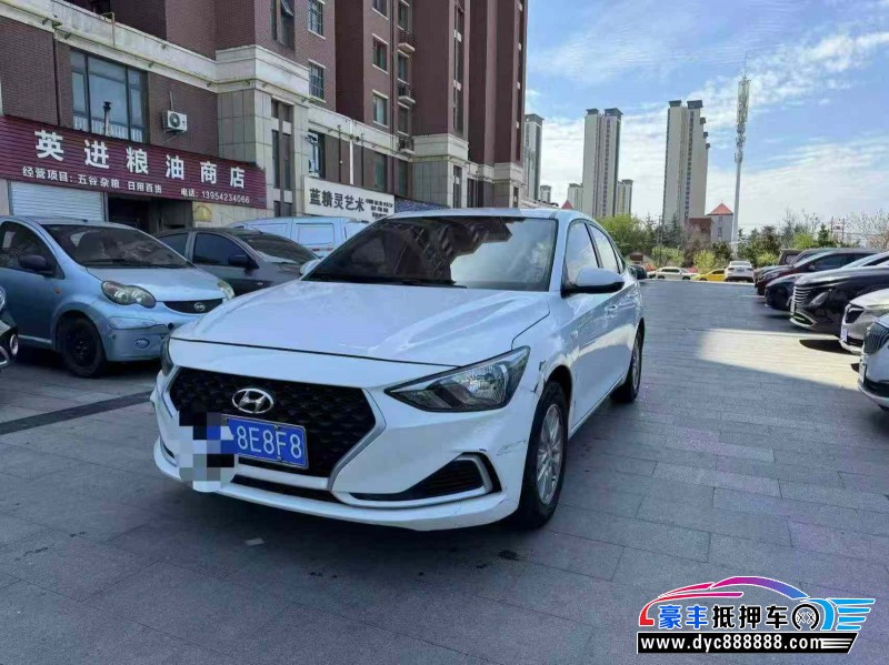 21年现代悦动轿车抵押车出售
