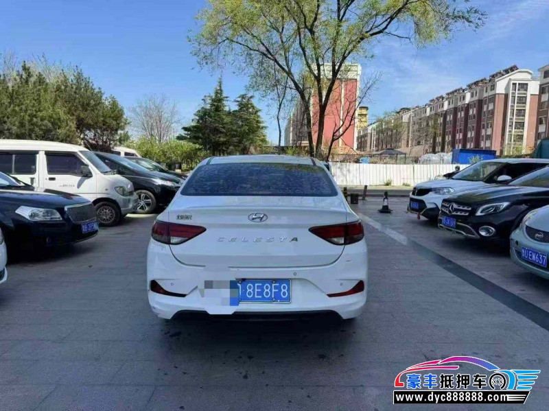 21年现代悦动轿车抵押车出售