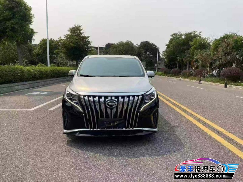 抵押车出售21年传祺M8轿车