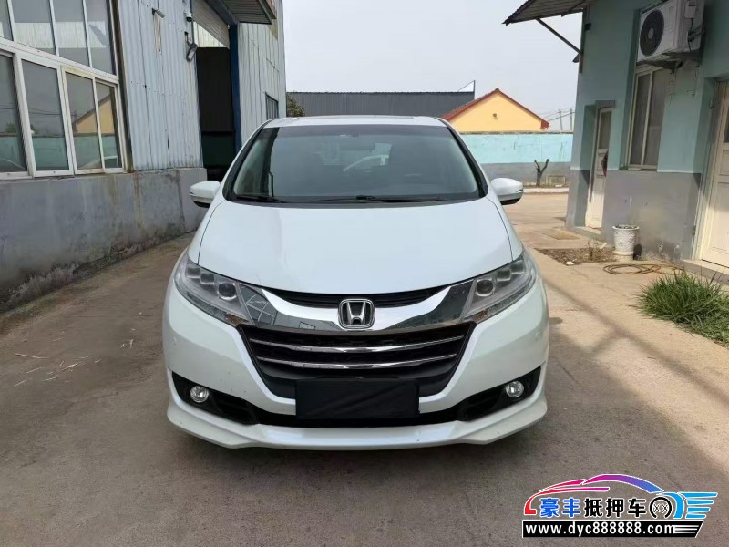 抵押车出售17年本田奥德赛轿车