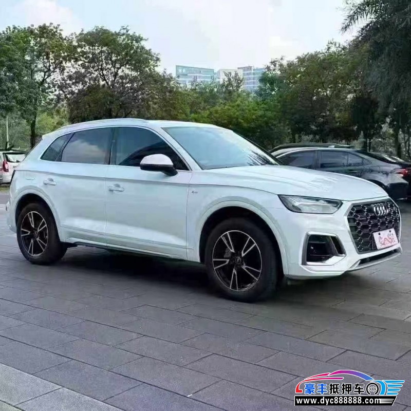 24年奥迪Q5轿车抵押车出售
