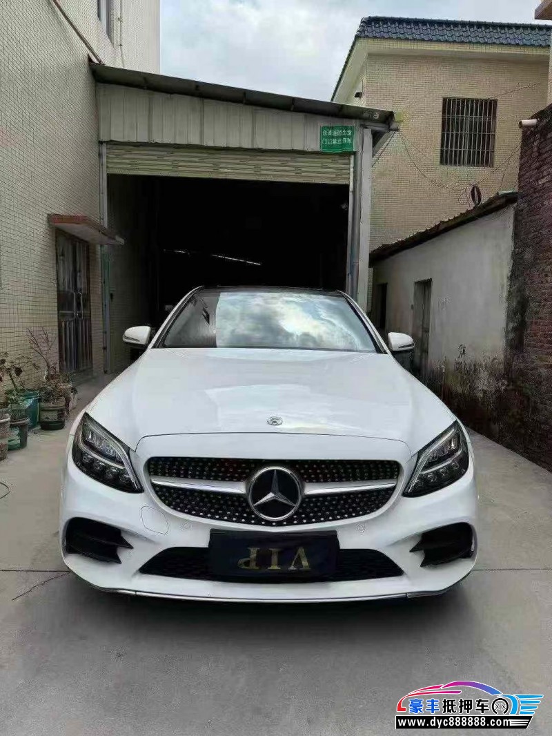 20年奔驰C轿车抵押车出售