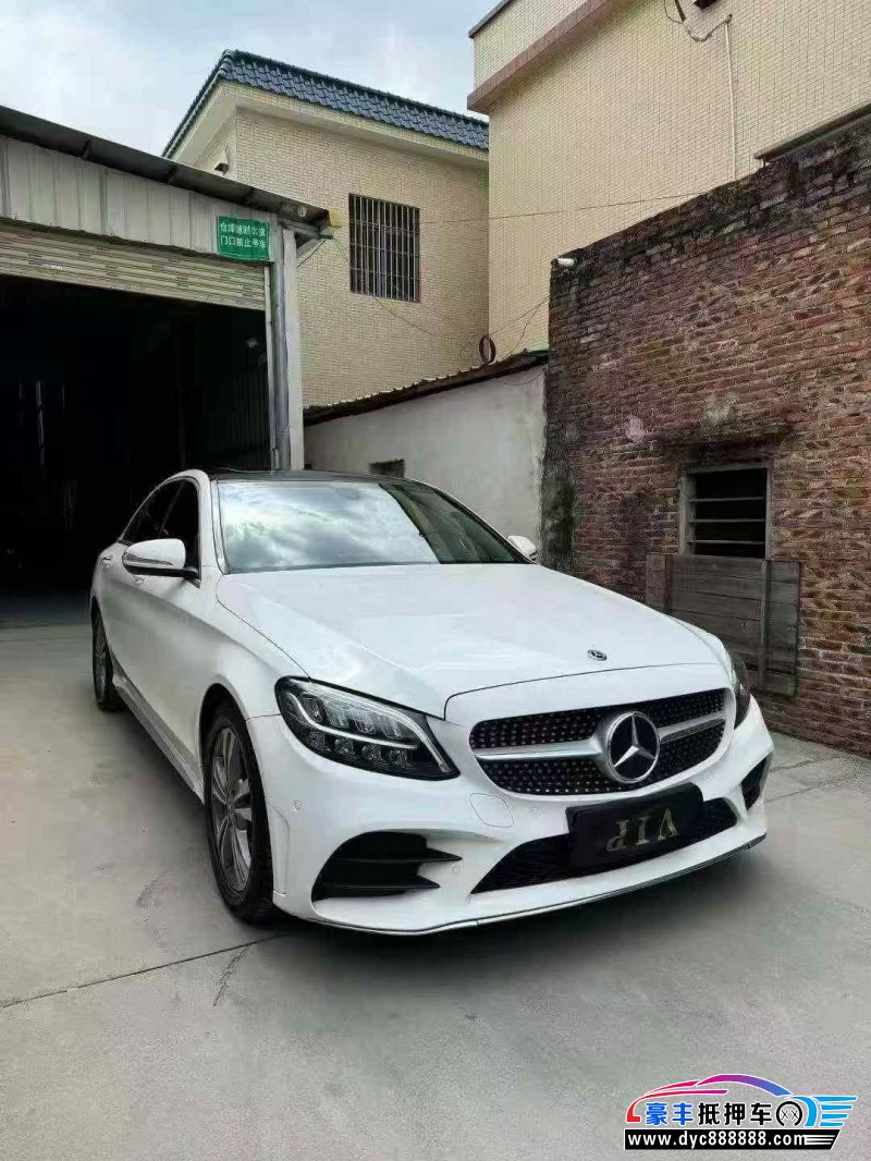 20年奔驰C轿车抵押车出售