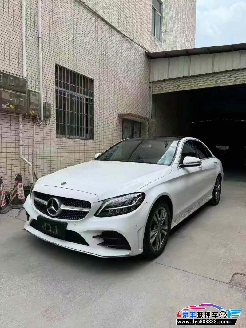 20年奔驰C轿车抵押车出售