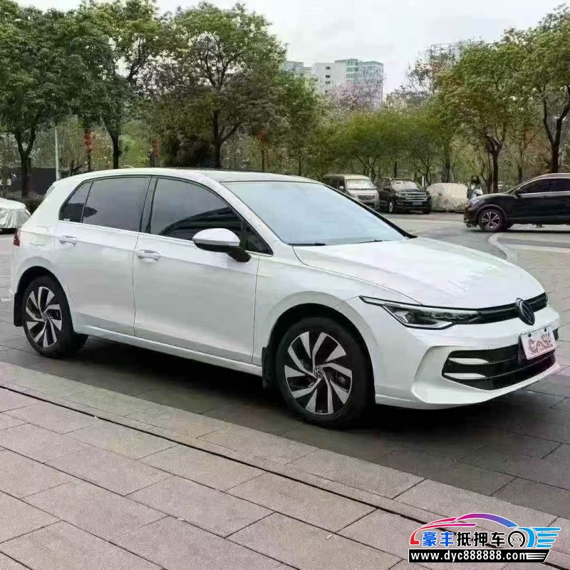25年大众高尔夫轿车抵押车出售