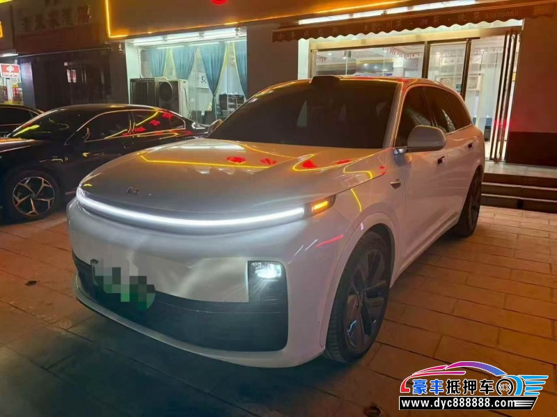 25年理想L7轿车抵押车出售