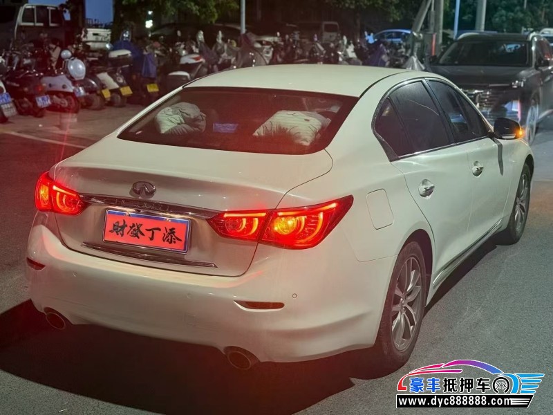 15年英菲尼迪Q50L轿车抵押车出售