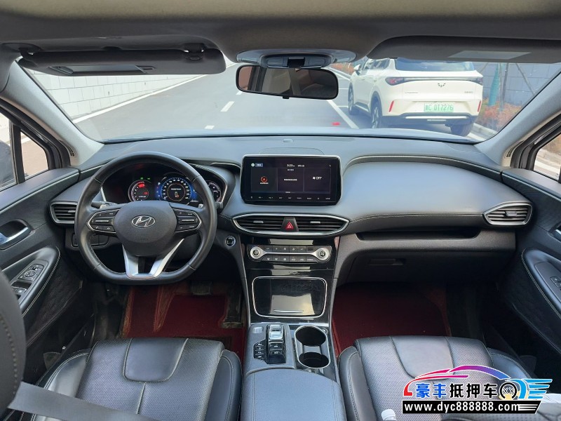 21年现代新胜达轿车抵押车出售