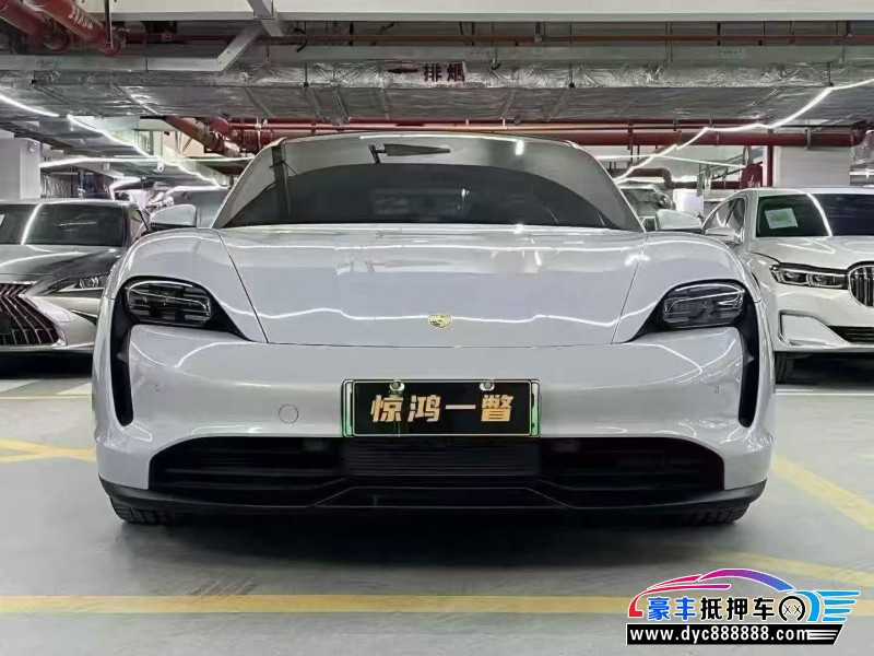 21年保时捷TaYcan轿车抵押车出售