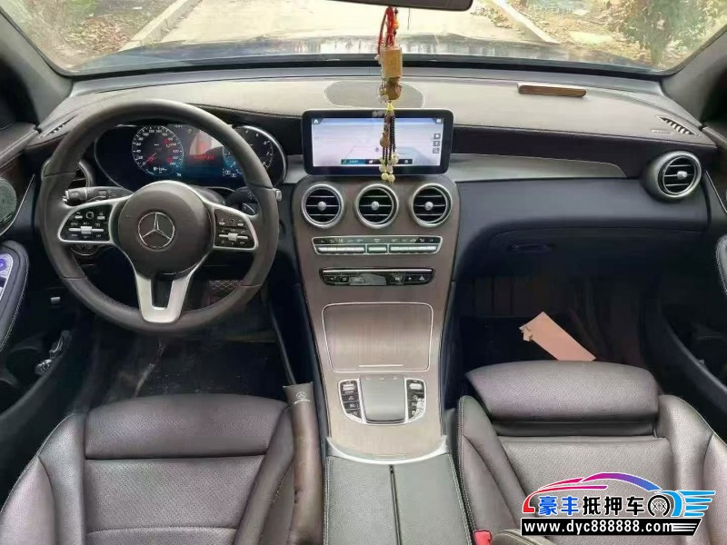 22年奔驰GLC轿车抵押车出售