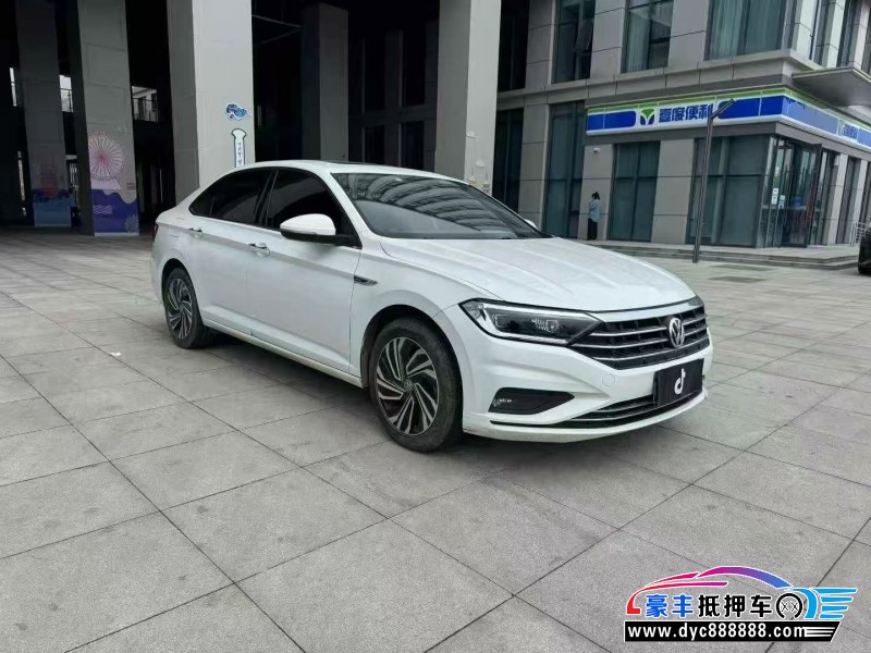 22年大众速腾轿车抵押车出售