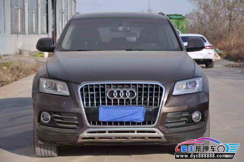 抵押车出售17年奥迪Q5轿车