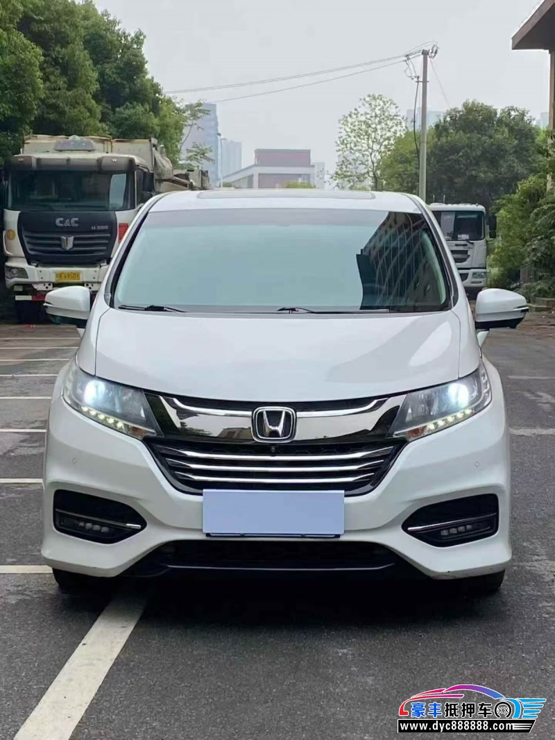 抵押车出售19年本田奥德赛轿车