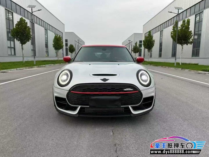 抵押车出售22年宝马MINI轿车