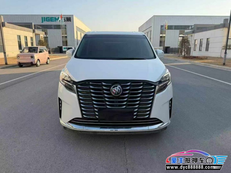 抵押车出售23年别克GL8轿车