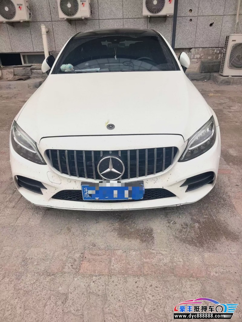 抵押车出售19年奔驰C轿车