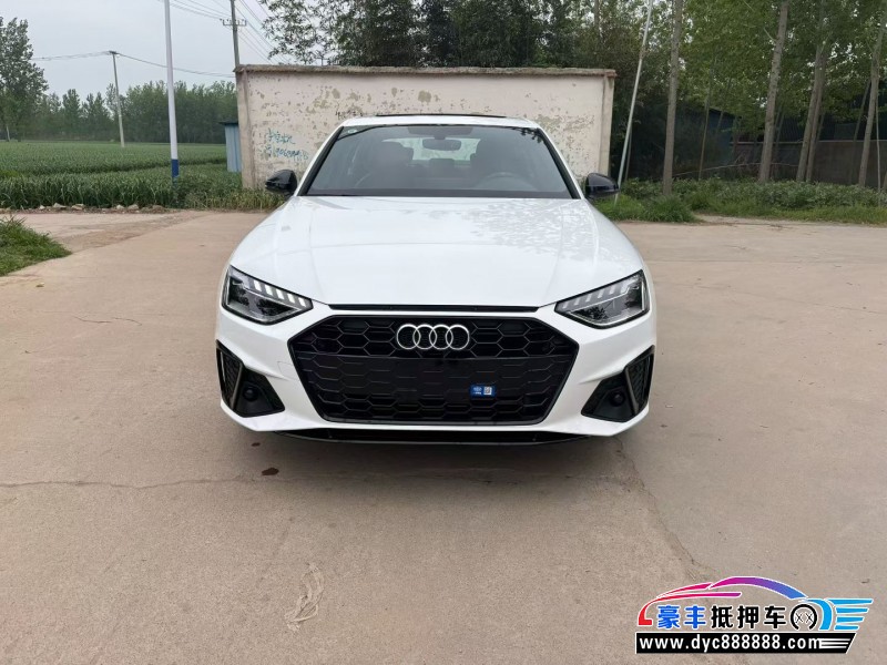 抵押车出售26年奥迪A4L轿车