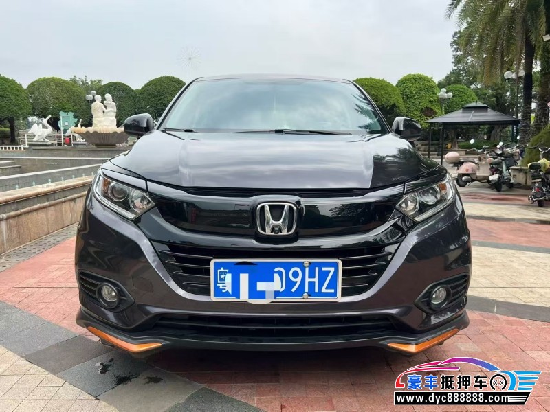 抵押车出售22年本田缤智轿车