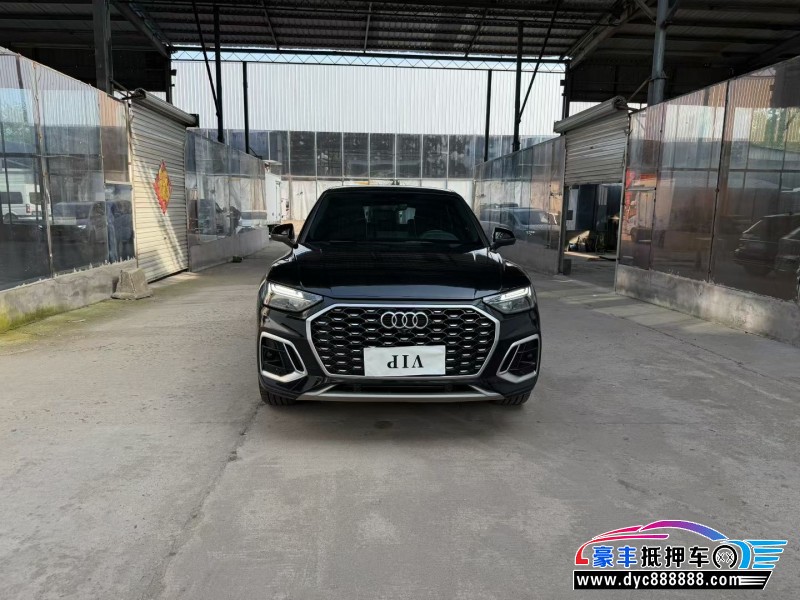 抵押车出售21年奥迪Q5轿车