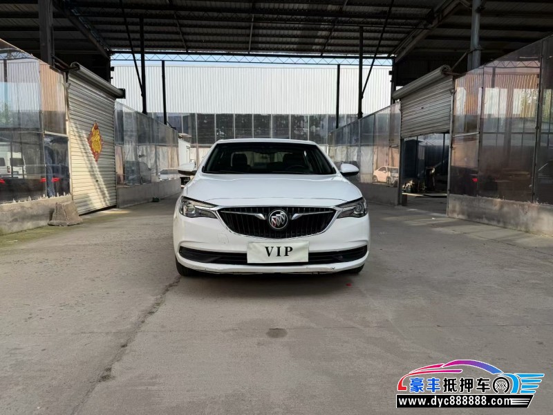 抵押车出售20年别克英朗轿车