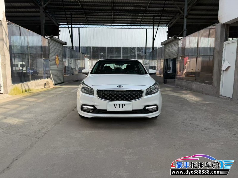 抵押车出售15年起亚K4轿车