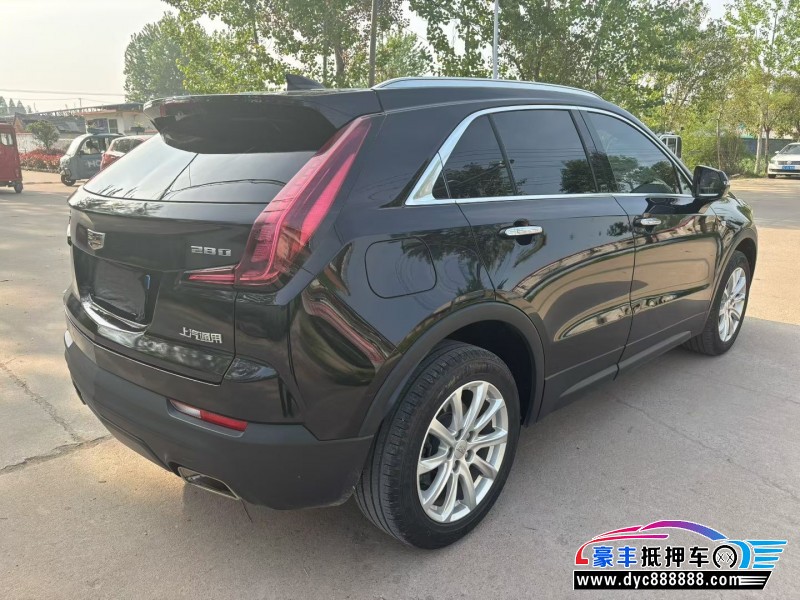 19年凯迪拉克XT4轿车抵押车出售