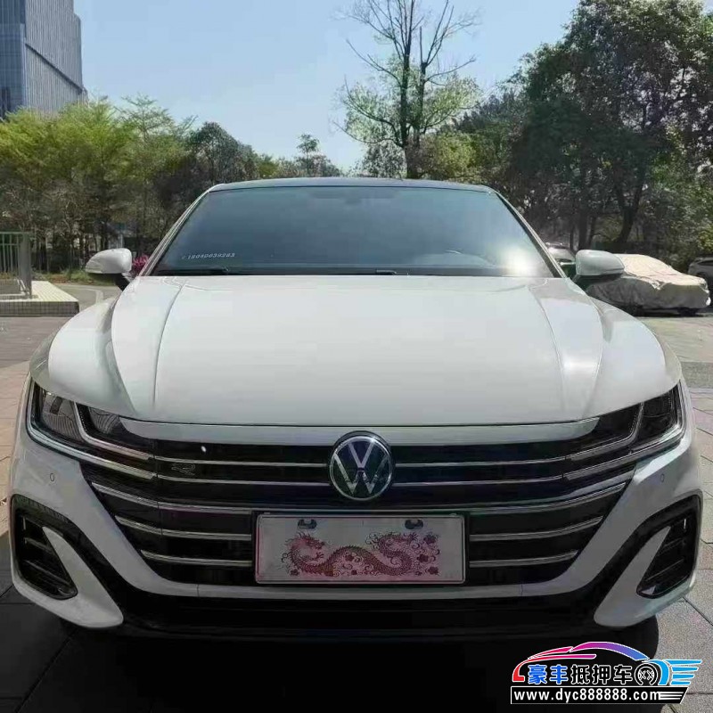抵押车出售24年大众CC轿车