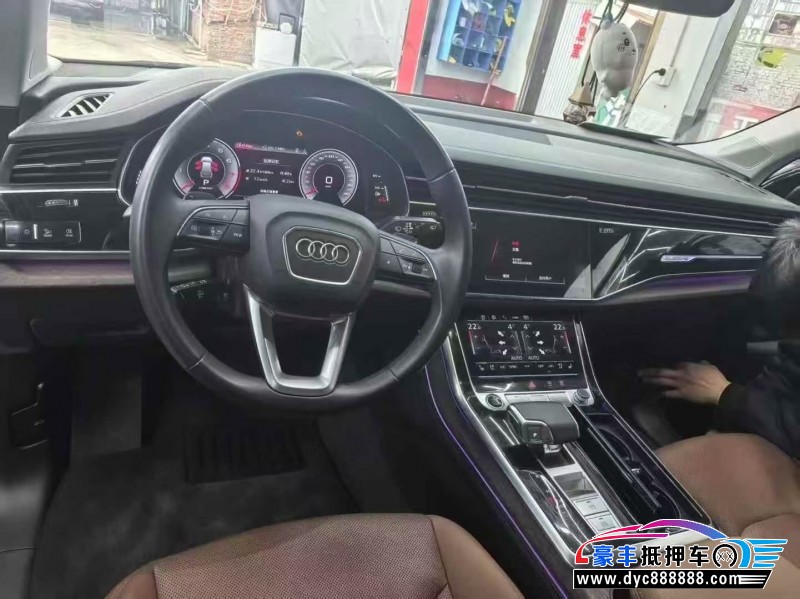 23年奥迪Q7轿车抵押车出售